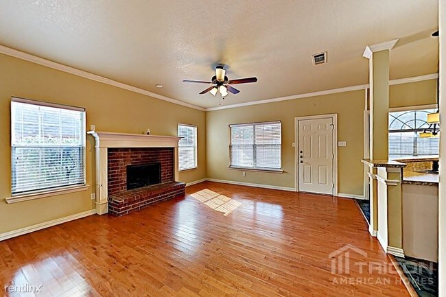 Building Photo - 4116 Kingsferry Dr