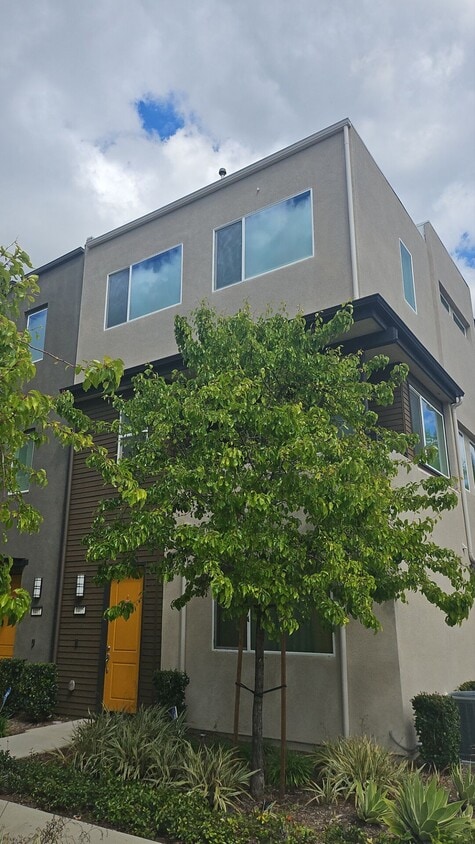 Front door - 8405 N Fusion Way