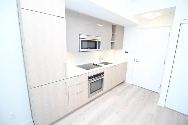 Building Photo - 50-2050 Ordnance St