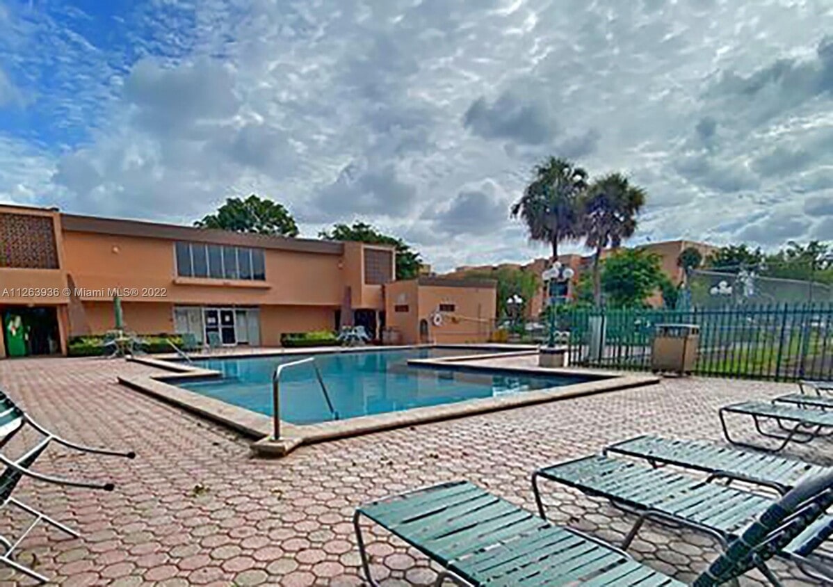 9440 W Flagler St Unit 113, Miami, FL 33174 Condo for Rent in Miami