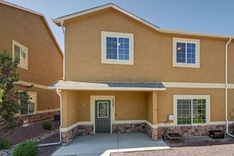 Building Photo - 7385 Forest Meadows Ave