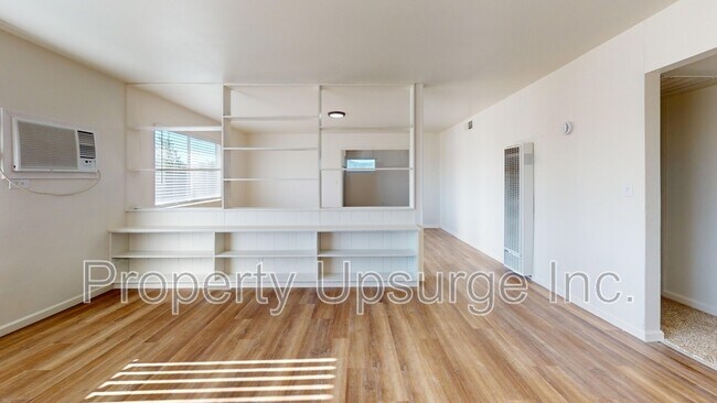 Foto del edificio - 415 Lake Blvd