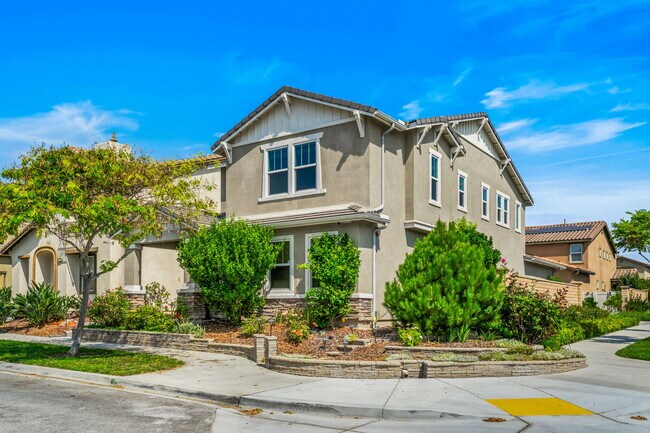 Foto del edificio - 1225 Los Olivos Street