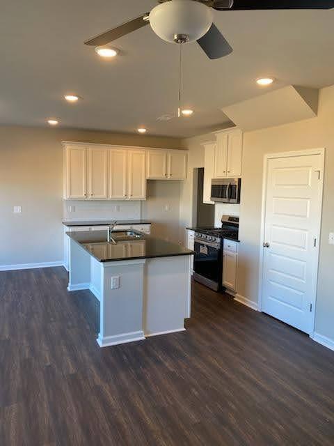 Foto del edificio - 200 Broadleaf Way