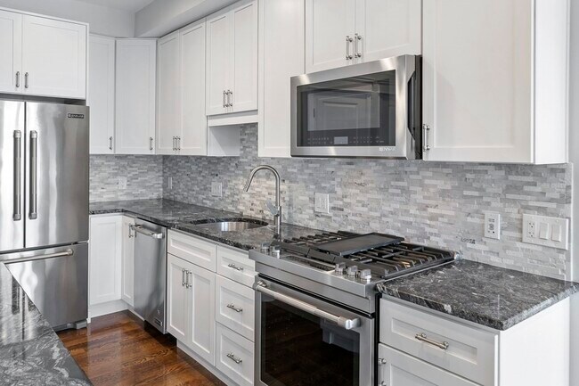 Foto del edificio - 57 L St