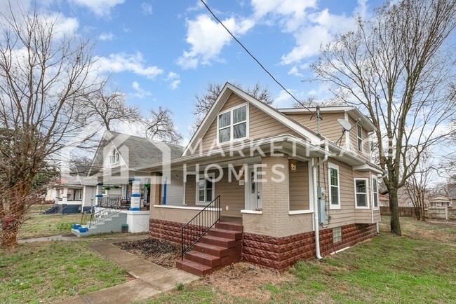 Building Photo - 111 S 41st St
