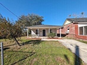 Building Photo - 1116 Fairfax St