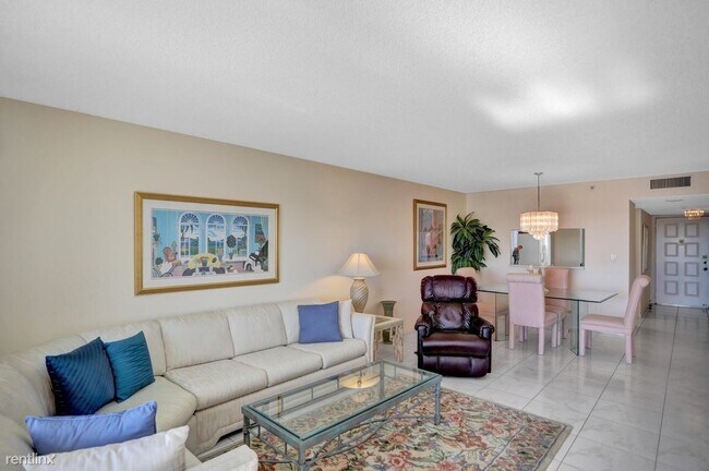 Foto del edificio - 2 br, 2 bath House - 7076 Huntington Ln Ap...