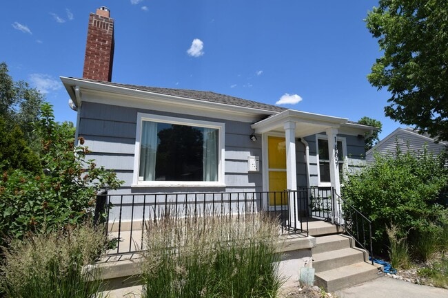 Building Photo - Cozy Updated 4 bed Home in the heart of Millcreek/Sugar House!!