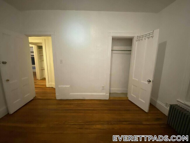 Foto del edificio - 71-73 School St.