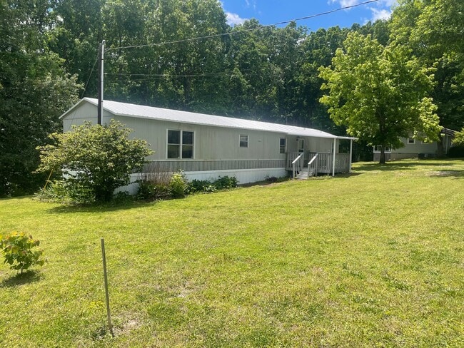 Building Photo - 5576 Hargrove Rd