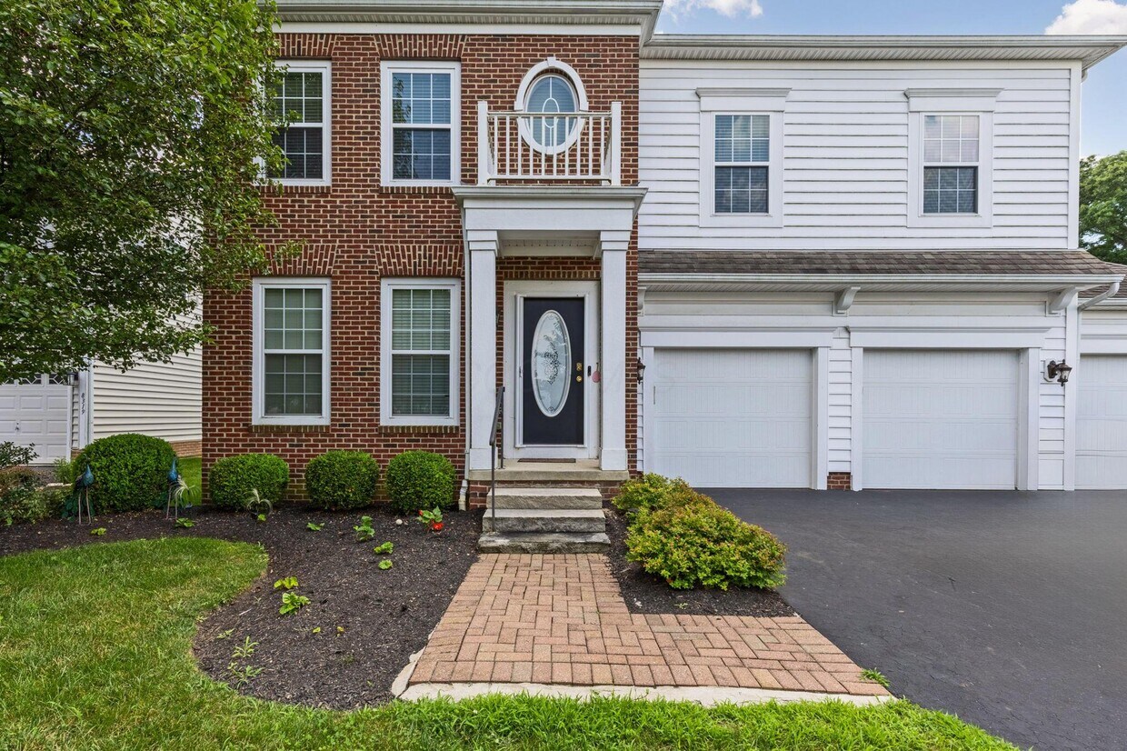 Foto principal - 8309 Marwithe Pl