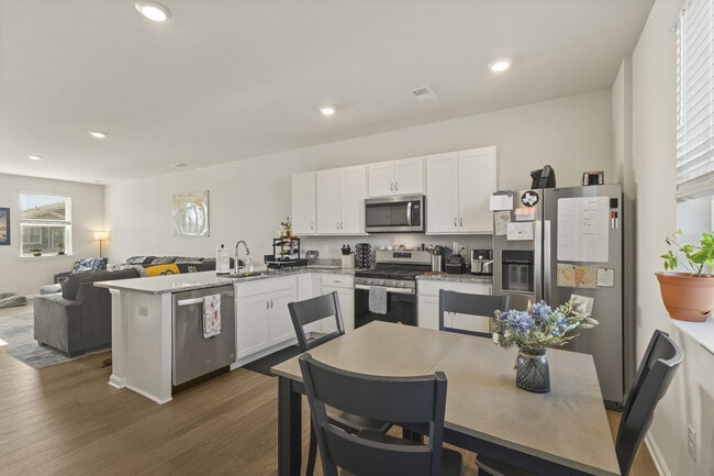 Building Photo - 205 Ridgley Blvd