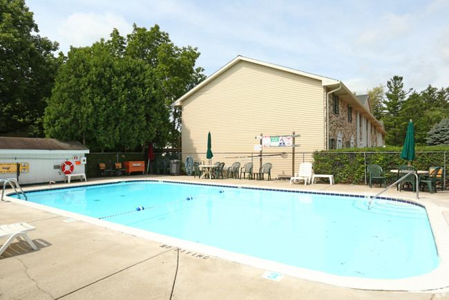 Riverwalk Apartments Apartments - Grand Ledge, MI | Apartments.com