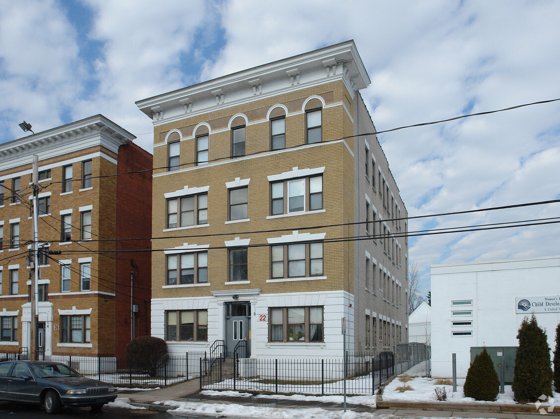 Primary Photo - 22 Seyms St