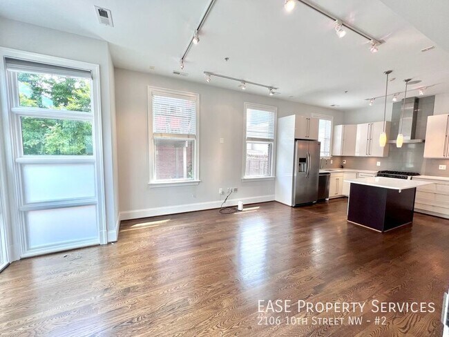 Foto del edificio - 2106 10th St NW