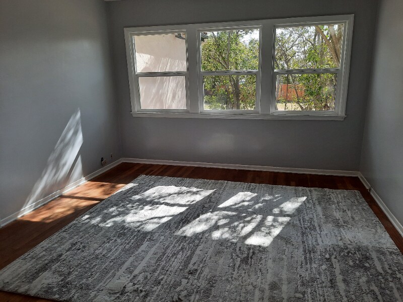 Building Photo - 889 Toyon Ave