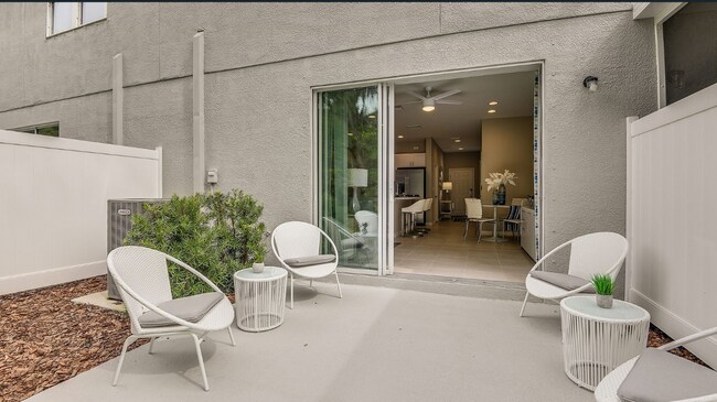 Foto del edificio - 6340 Willowside St