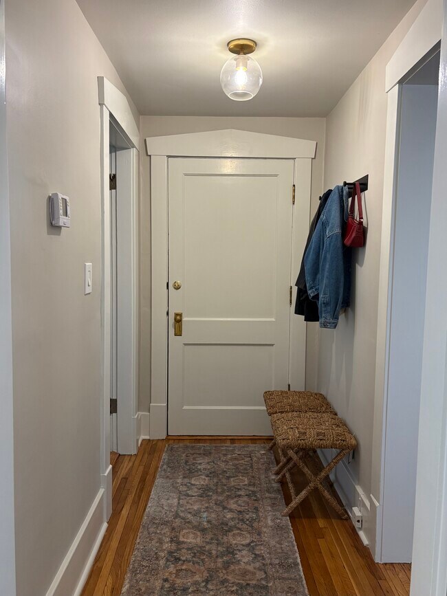 Foto del edificio - 1711 18th Ave S