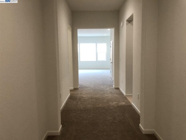 Building Photo - 761 Crepe Myrtle Ct