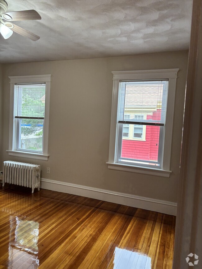 Master Bedroom - 23 Prospect St