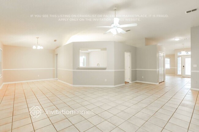 Foto del edificio - 5666 Plum Hollow Dr W