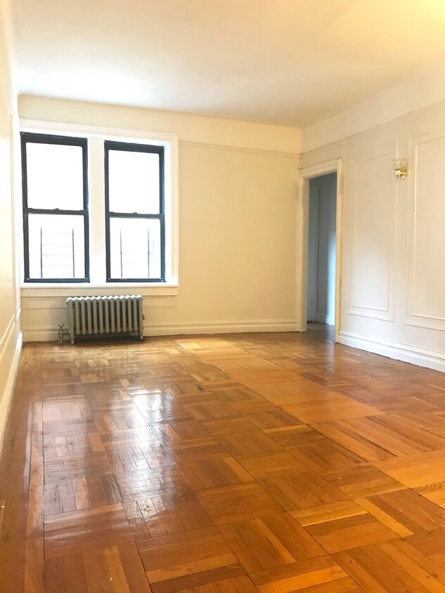Primary Photo - 60 Arden St