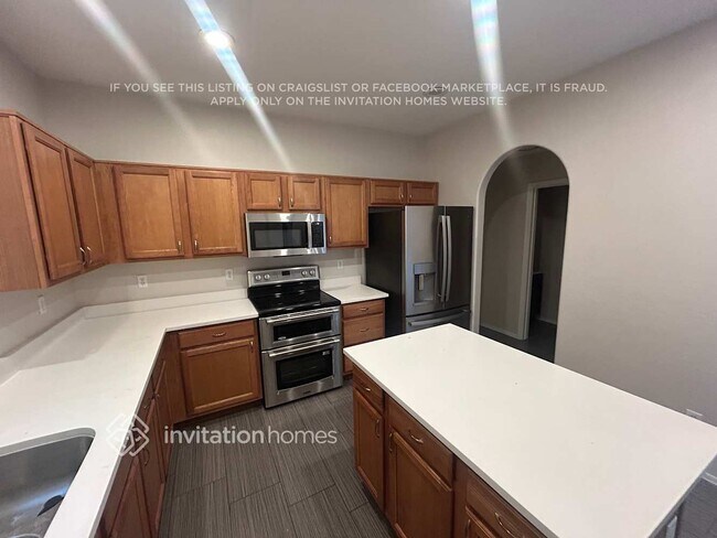 Building Photo - 28958 N 124th Dr