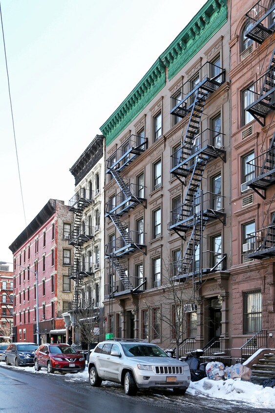 Foto principal - 106 W 83rd St