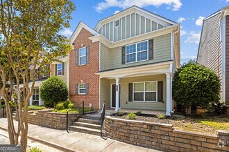 Building Photo - 606 Lofty Ln