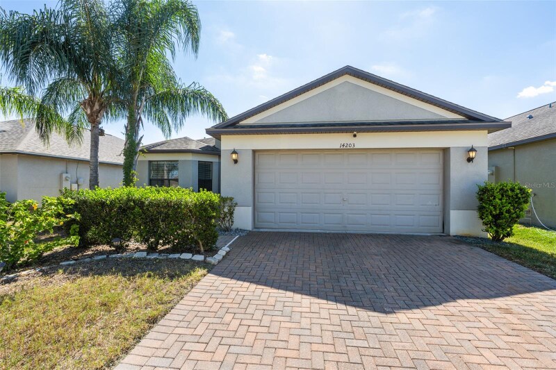 Foto principal - 14203 Stockwell Ln
