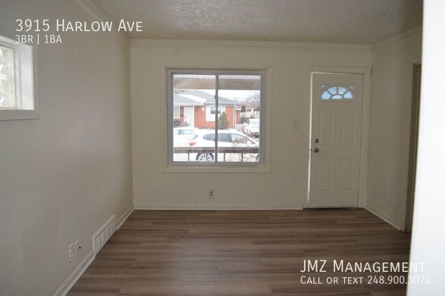 Building Photo - 3 bedroom Allen Park Bungalow