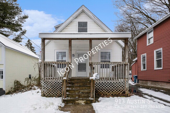 Building Photo - Completely renovated single family home!