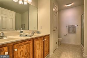 Foto principal - 4545 Deer Path Rd