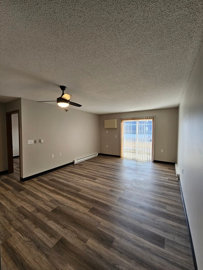 Building Photo - Wilkeshire Apartments