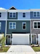 Building Photo - 225 Jenkins Way