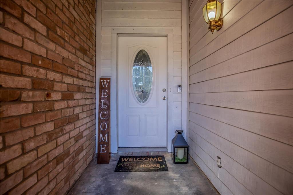 Primary Photo - 87 Artesian Way