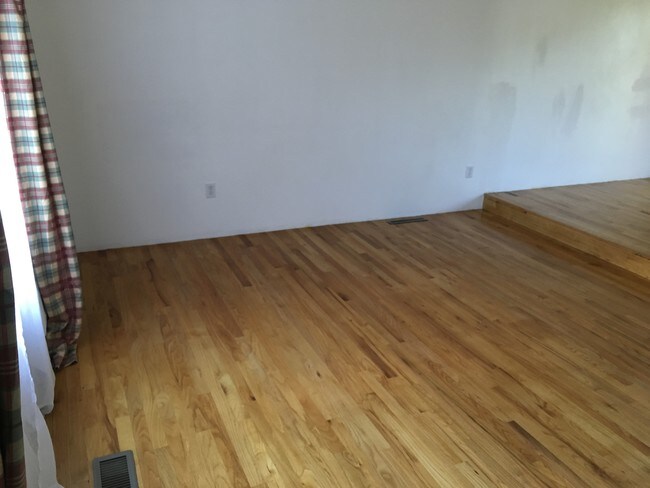 Sala de estar - 1127 Sunburst St