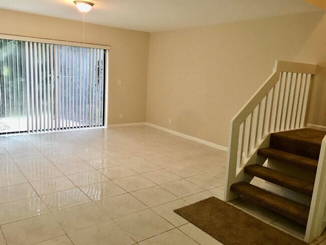 Foto del edificio - 4433 NW 93rd Way