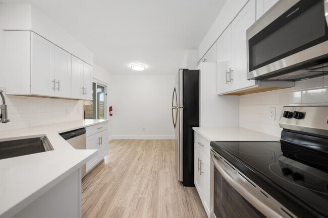 Foto del edificio - 2431 SE Shell Ave