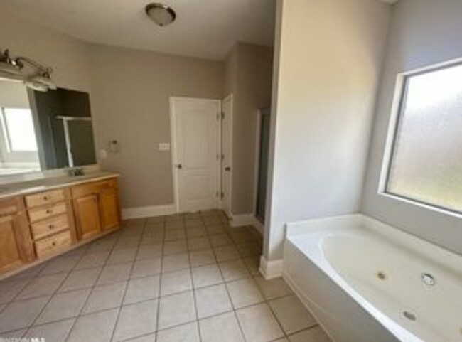 Building Photo - 25429 Spindle Ln