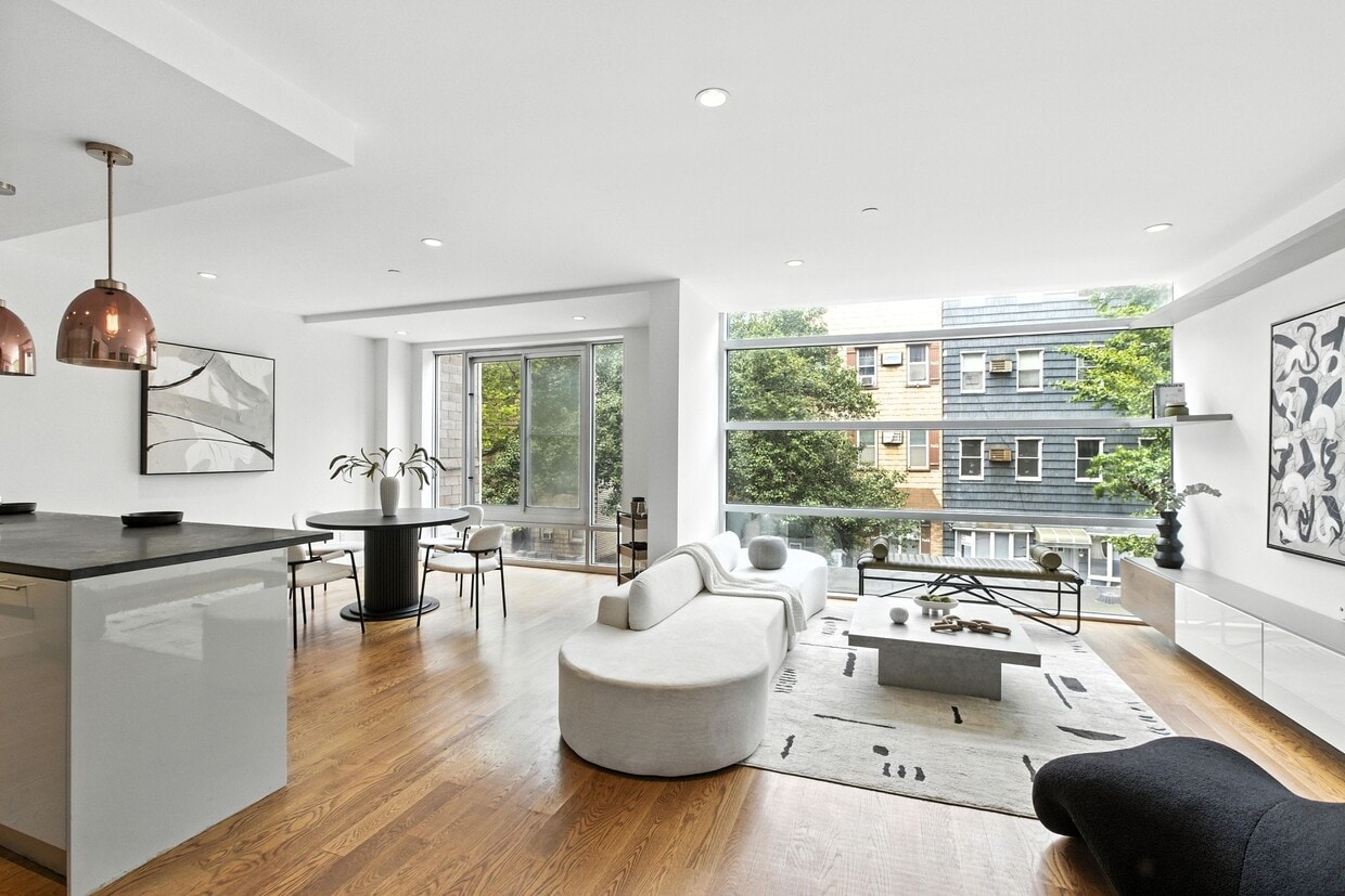 Photo - 152 Withers St (Brooklyn, NY)