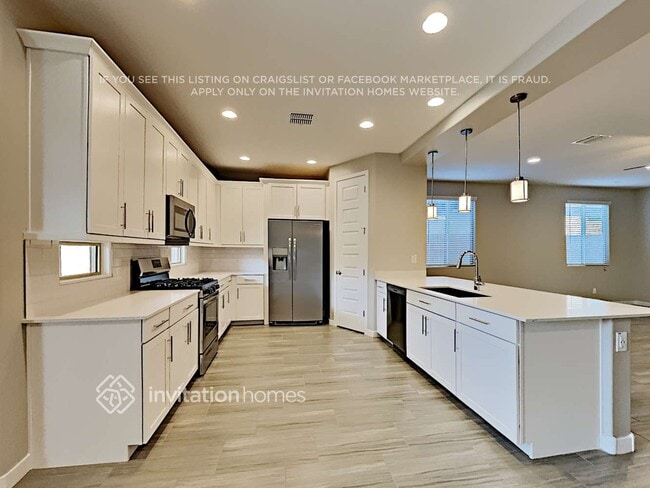Building Photo - 19557 W Valle Vista Way