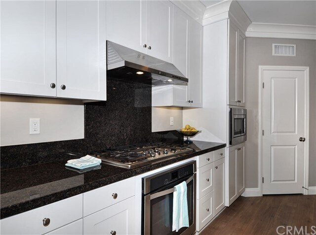 Building Photo - 58 Ashdale