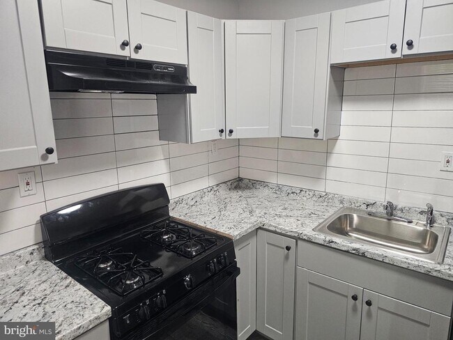 Foto del edificio - 2918 N Taylor St