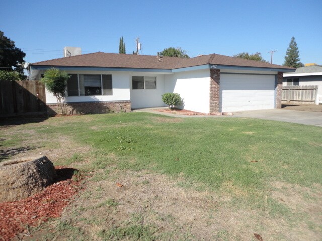 Foto principal - Clean 3 Bedroom 2 Bath Home