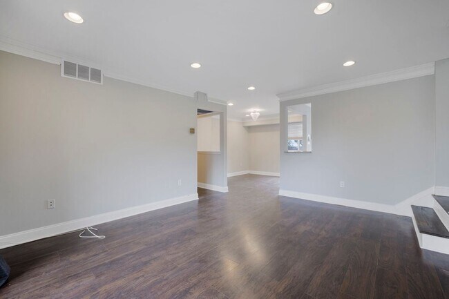 Foto del edificio - 3216 Spartan Rd