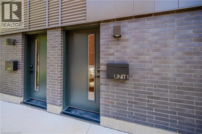 Building Photo - 63 Union St E