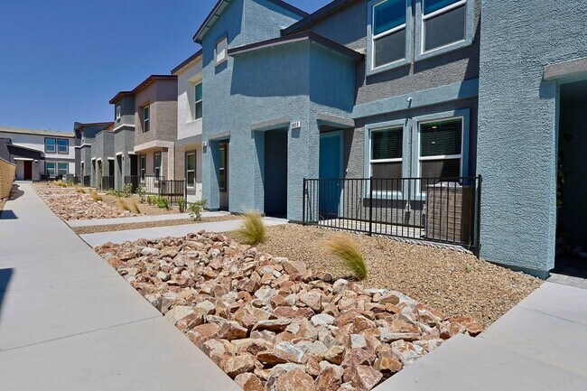 Foto del edificio - Brand new townhome in SW ready for you to make it your own!