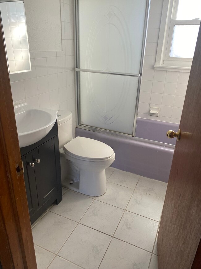 Building Photo - 232 S 18th Ave